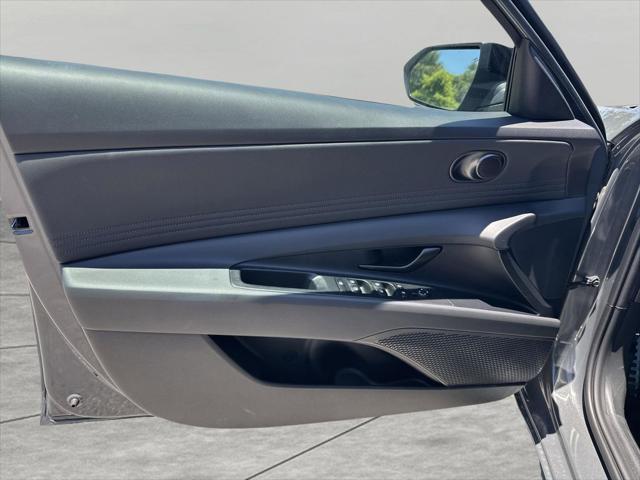2026 Hyundai Elantra Hybrid SEL Sport