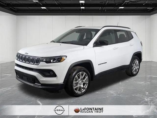 2023 Jeep Compass Latitude Lux FWD for sale in Troy, MI