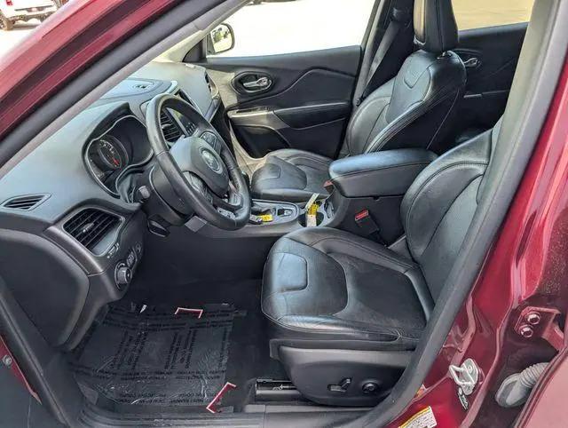2021 Jeep Cherokee Latitude Lux 4x4 for sale in Waterloo, IA