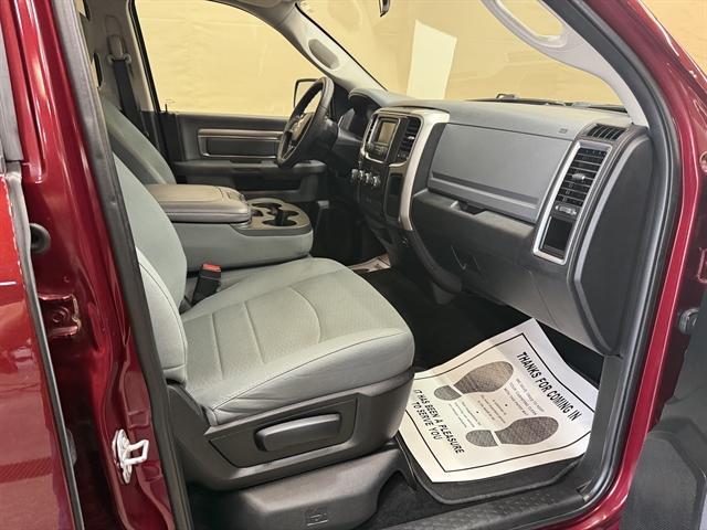 2017 Ram 1500 SLT
