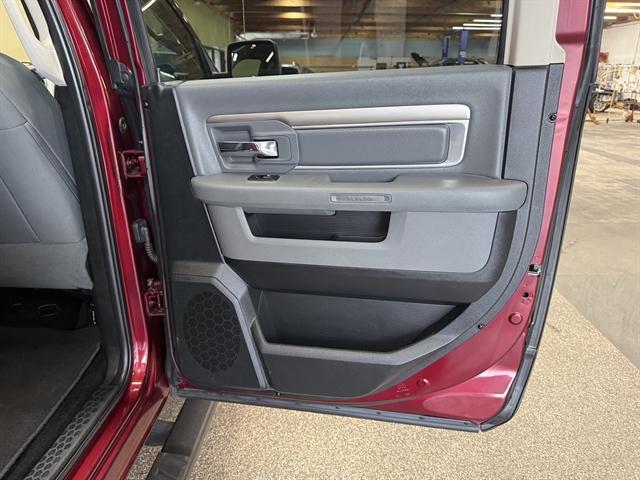 2017 Ram 1500 SLT