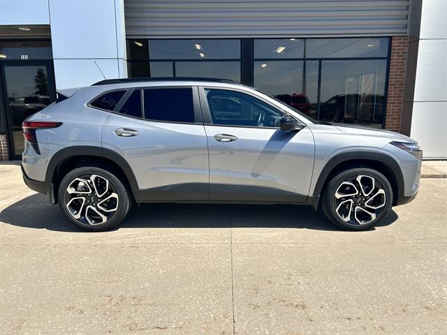 2025 Chevrolet Trax FWD 2RS