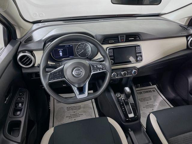 2020 Nissan Versa SV Xtronic CVT