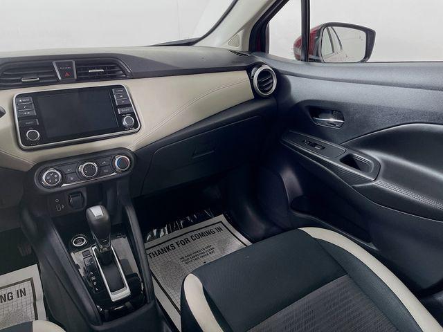 2020 Nissan Versa SV Xtronic CVT