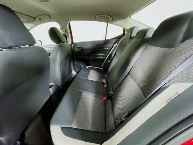 2020 Nissan Versa SV Xtronic CVT