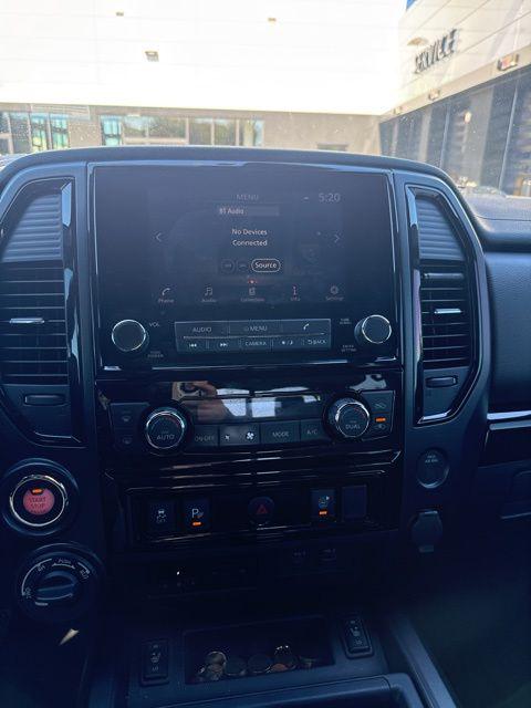 2023 Nissan Titan Crew Cab SV 4x4
