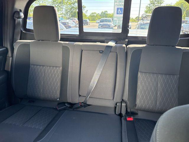 2023 Nissan Titan Crew Cab SV 4x4