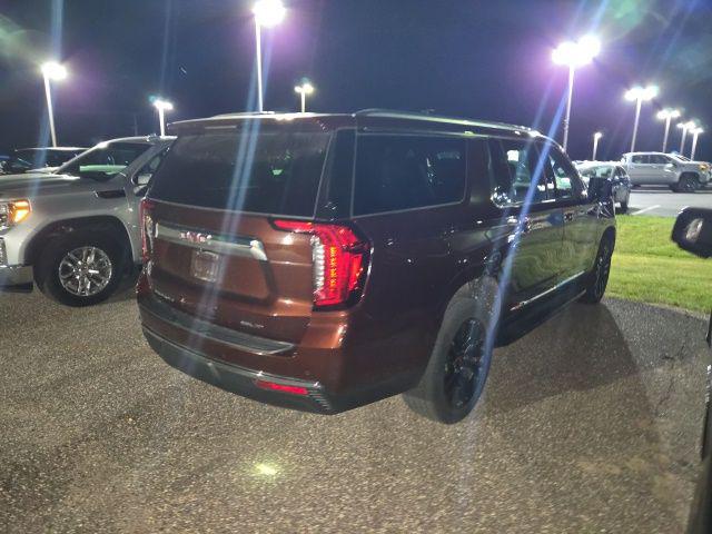 2023 GMC Yukon XL 4WD SLT