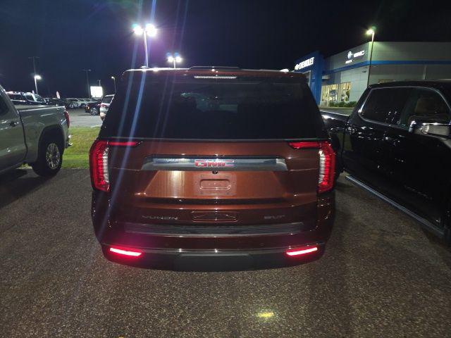2023 GMC Yukon XL 4WD SLT
