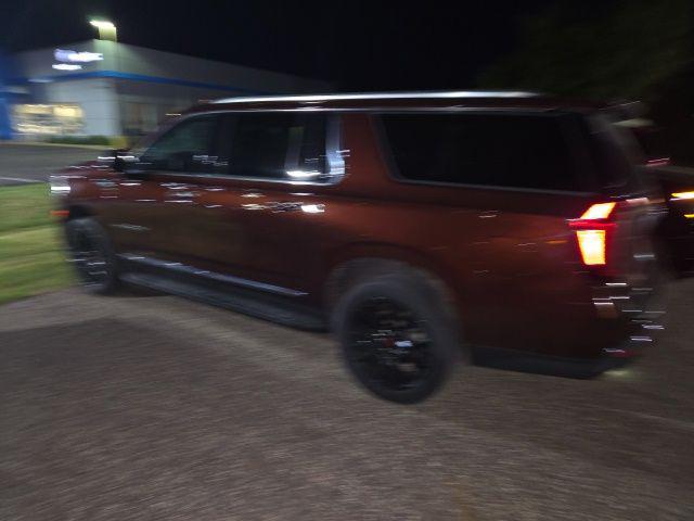 2023 GMC Yukon XL 4WD SLT