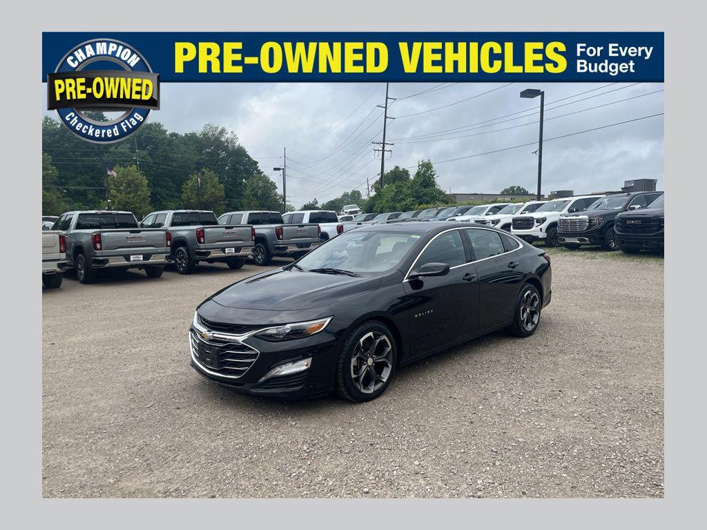 Mosaic Black Metallic 2022 Chevrolet Malibu Sedan Front-Wheel Drive Automatic
