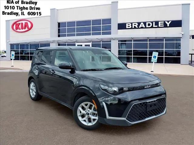 2025 Kia Soul LX for sale in Bradley, IL