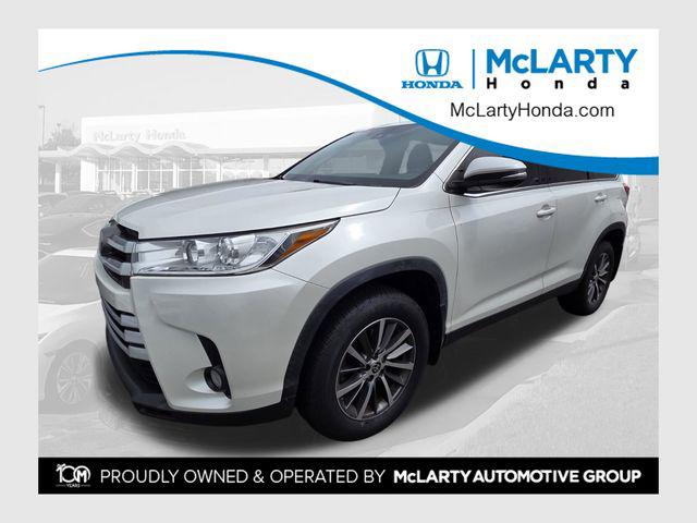 2019 Toyota Highlander XLE for sale in Little Rock, AR