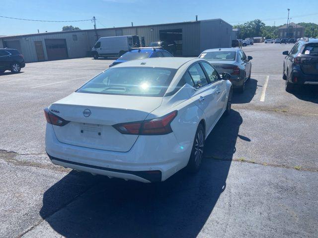 2025 Nissan Altima SV FWD