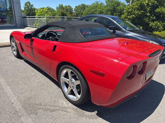 2005 Chevrolet Corvette Base