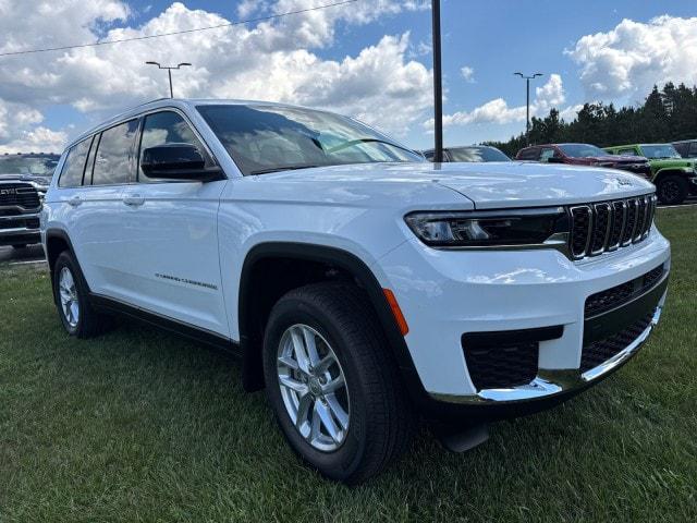2026 Jeep Grand Cherokee L GRAND CHEROKEE L LAREDO X 4X4