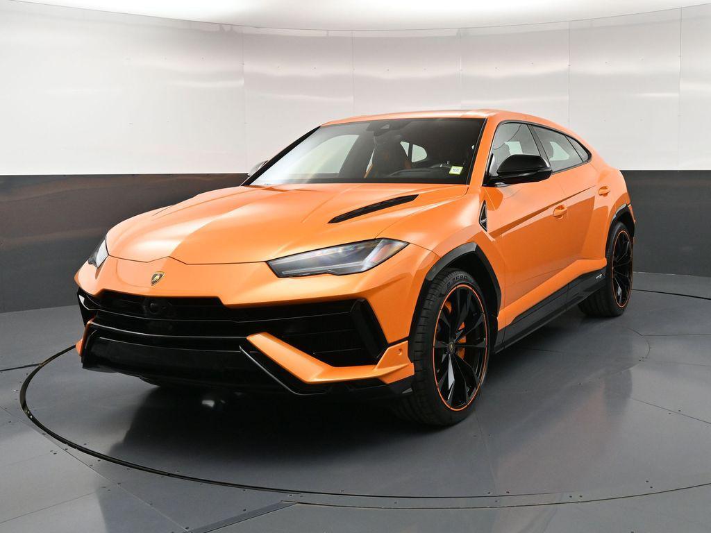 /2023 Lamborghini Urus