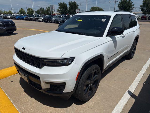 2023 Jeep Grand Cherokee L Altitude 4x4