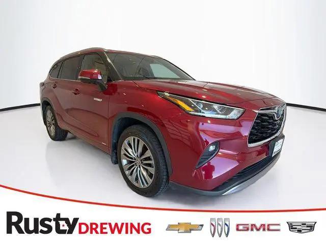 2020 Toyota Highlander Hybrid Platinum for sale in Jefferson City, MO