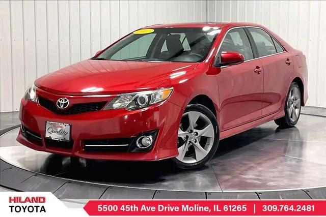 2012 Toyota Camry SE for sale in Moline, IL