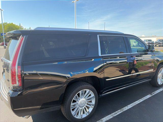 2017 Cadillac Escalade ESV Platinum