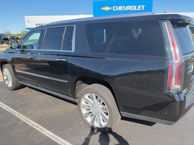2017 Cadillac Escalade ESV Platinum