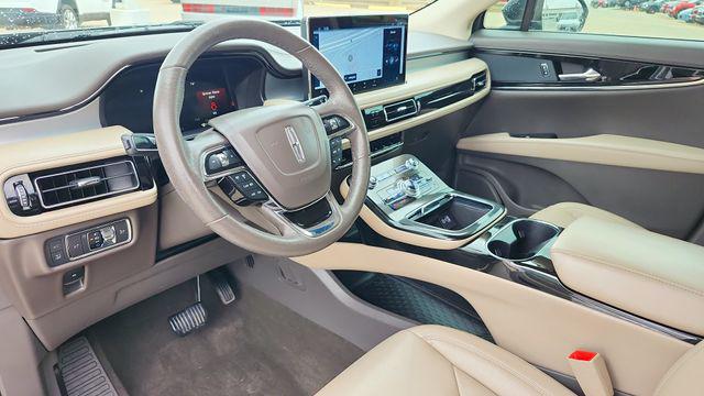 2022 Lincoln Nautilus Standard