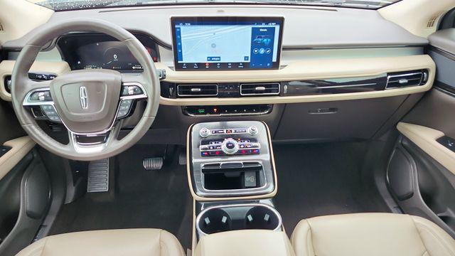 2022 Lincoln Nautilus Standard