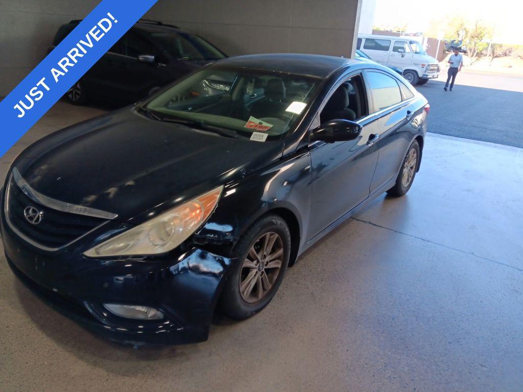 2013 Hyundai Sonata GLS I4 A/T's photo