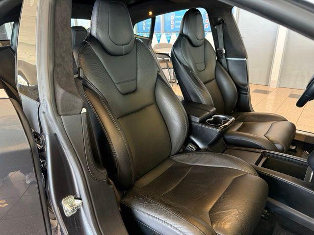 2017 Tesla Model S 90D
