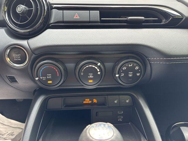 2025 Mazda MX-5 Club