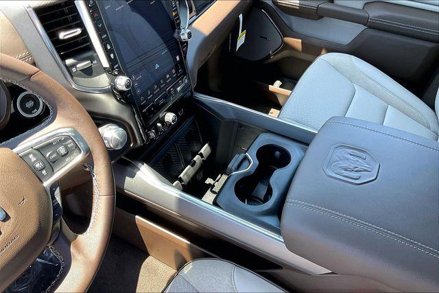 2026 Ram 1500 Laramie Crew Cab 4x4 5'7" Box