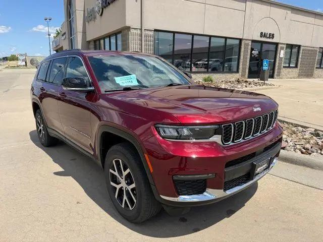 2025 Jeep Grand Cherokee L Limited 4x4 for sale in Yankton, SD