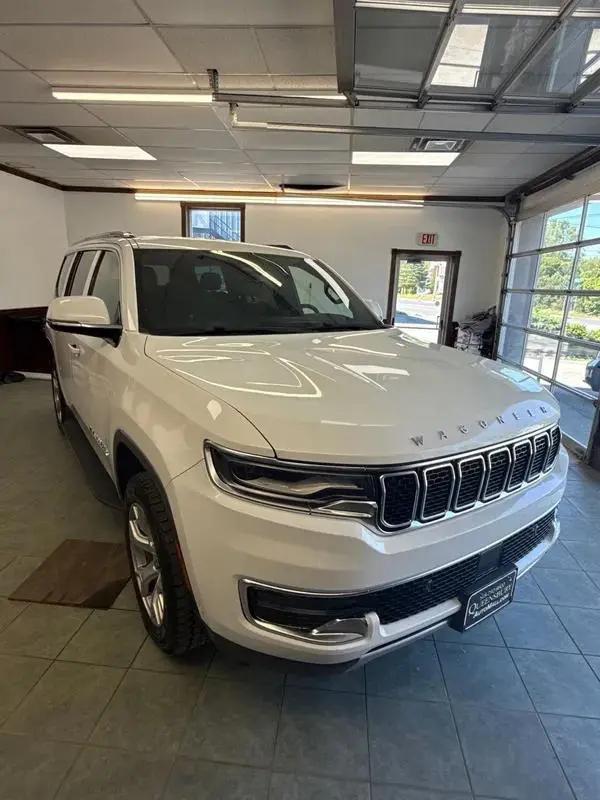 2022 Jeep Wagoneer Series II 4x4 for sale in Queensbury, NY