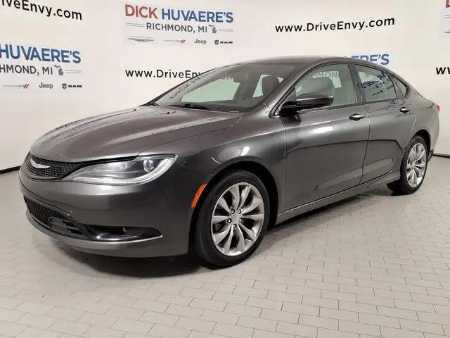 2016 Chrysler 200 S for sale in Richmond, MI