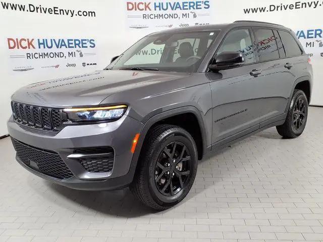 2024 Jeep Grand Cherokee Altitude 4x4 for sale in Richmond, MI