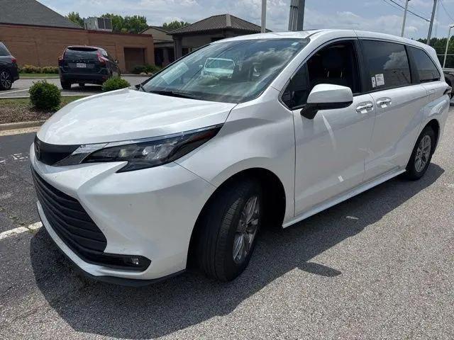 2025 Toyota Sienna XLE 8 Passenger for sale in Decatur, AL