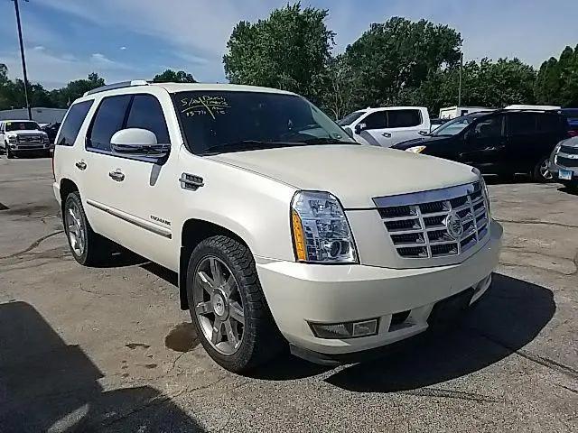 2011 Cadillac Escalade Premium for sale in Quincy, IL