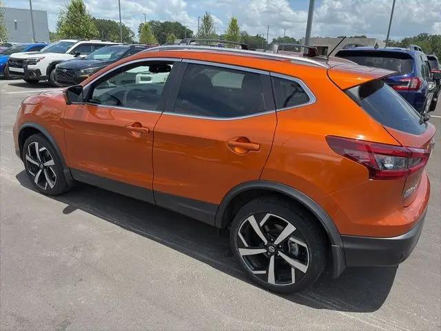 2021 Nissan Rogue Sport SL FWD Xtronic CVT
