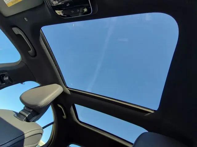 2024 Mercedes-Benz C-CLASS C 300 C 300