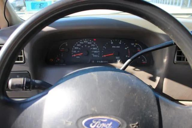 2004 Ford F-350 XL