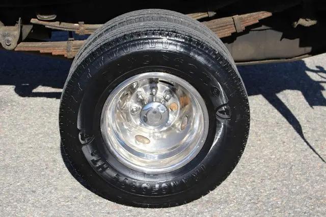 2004 Ford F-350 XL