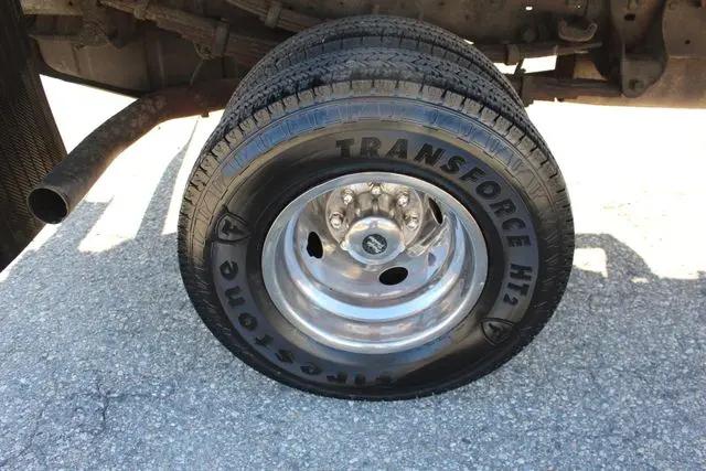 2004 Ford F-350 XL