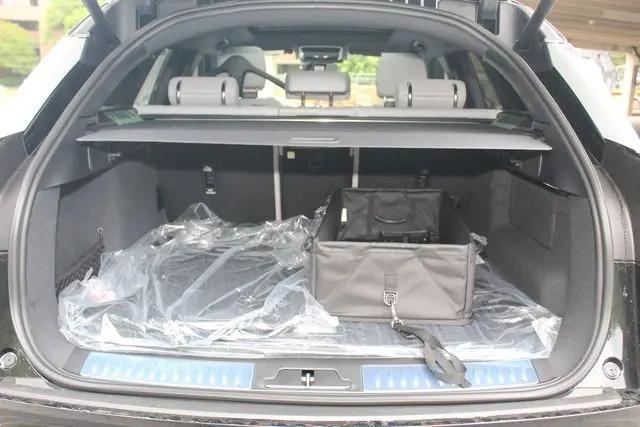 2026 Land Rover Range Rover Velar S