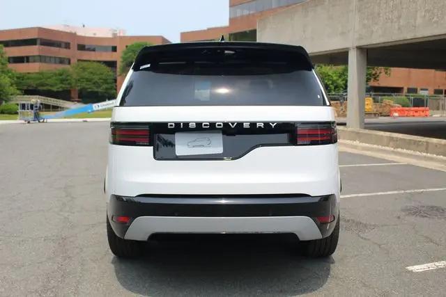 2025 Land Rover Discovery P360 Metropolitan Edition