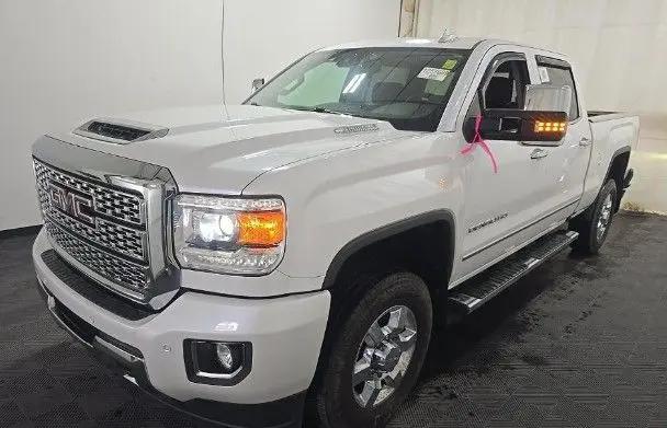 2018 GMC Sierra 3500HD Denali