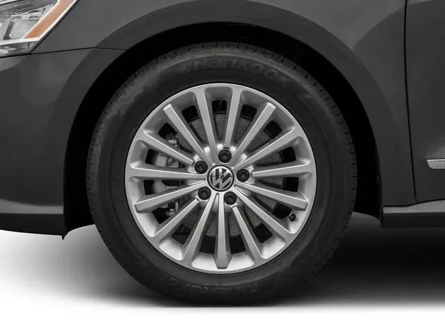 2016 Volkswagen Passat 1.8T SE