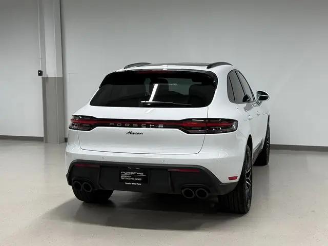 2026 Porsche Macan Macan
