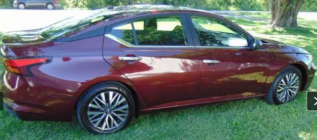 2025 Nissan Altima SV FWD