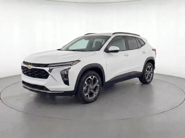 2025 Chevrolet Trax FWD LT